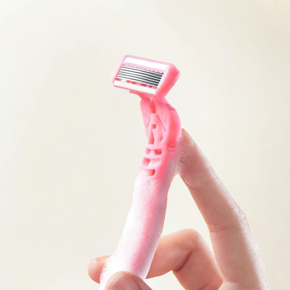 携帯用ヘアシェーバー、女性用、ビキニライン用、脇毛用、全身用 - Grooming Kit のレビューと価格